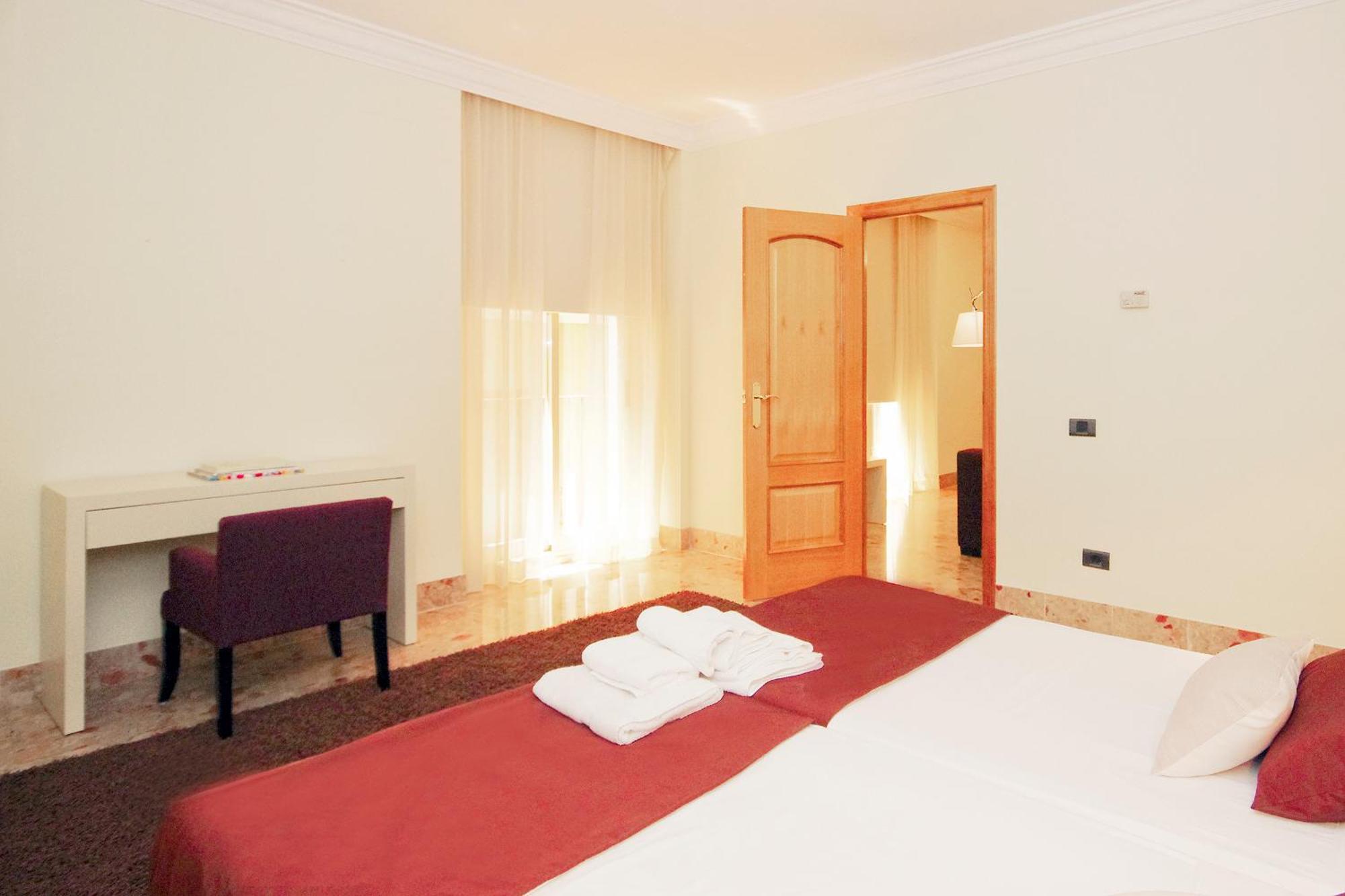 Bet Apartments - Apartments Catedral บาเลนเซีย ภายนอก รูปภาพ